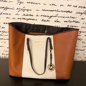 Michael Kors Medium Jet Set tote